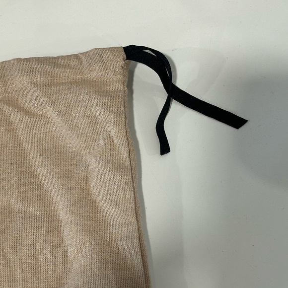 Authentic 2 Gucci dust bags. Beige color. - Picture 3 of 6